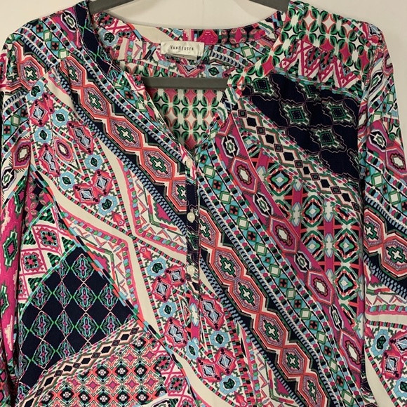 Van Heusen Womens Shirt Size Small Petite Multi Color Pink Button Sleeves Cruise - Picture 2 of 11